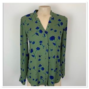 Banana Republic Long Sleeve Button Down Shirt